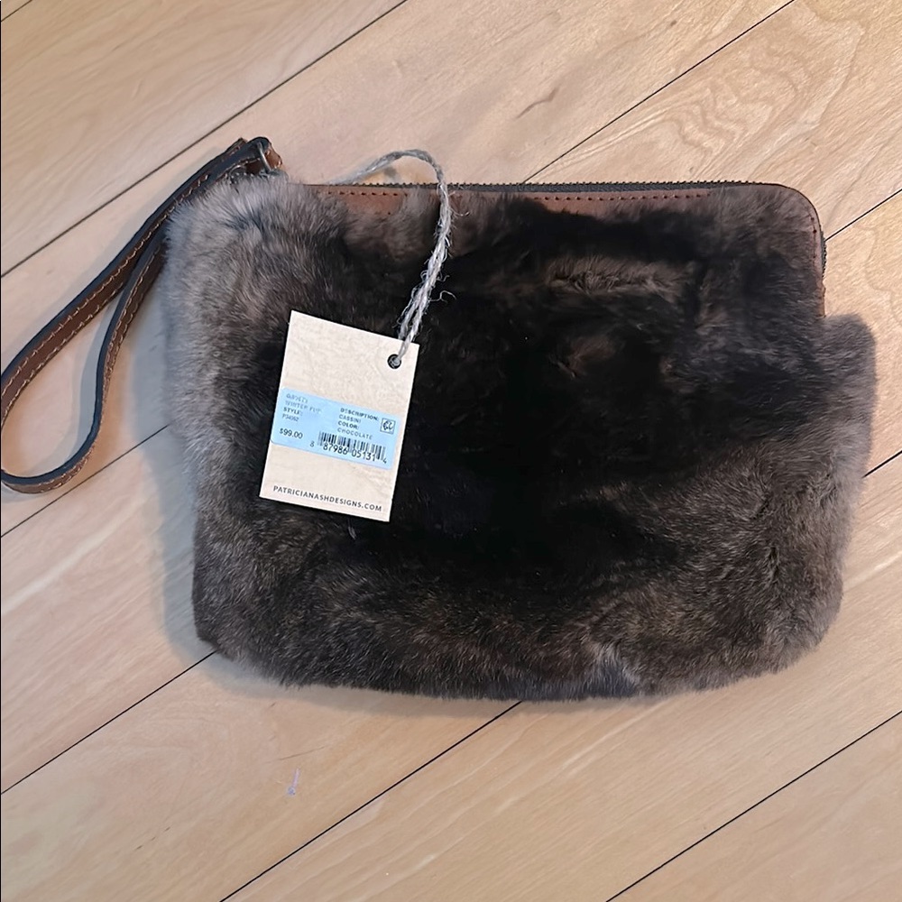 NWT Patricia Nash wristlet/clutch. Super soft fur.